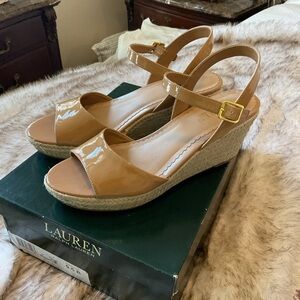 Lauren Ralph Lauren Keara beige patent leather wedge
